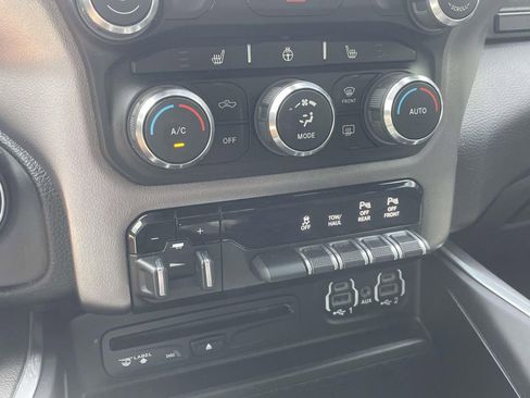 Used 2019 RAM 1500 Big Horn image 20