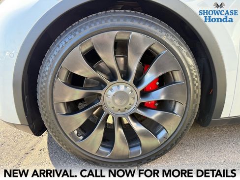 Used 2022 Tesla Model Y Performance image 7