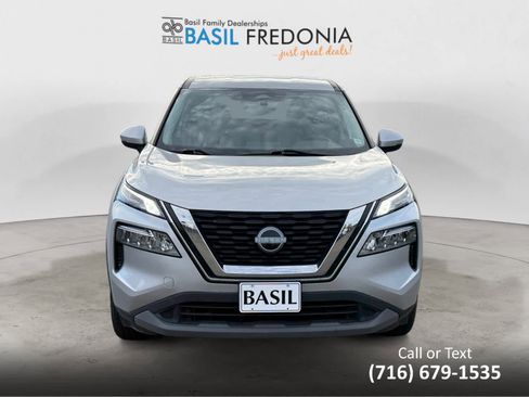 Used 2022 Nissan Rogue SV image 8