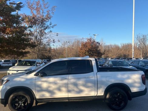 Used 2023 Honda Ridgeline Black Edition image 6