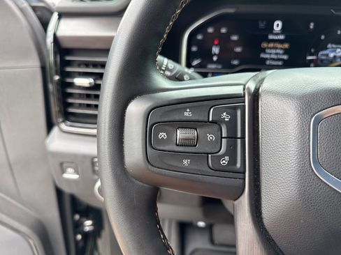 Used 2024 GMC Sierra 2500 AT4 w/ AT4 Preferred Package image 22