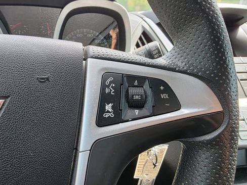 Used 2016 Chevrolet Equinox LT image 27