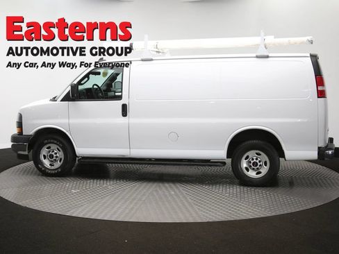 Used 2019 GMC Savana 2500 w/ Driver Convenience Package RWD image 55