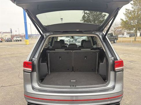 Used 2023 Volkswagen Atlas SEL R-Line image 19