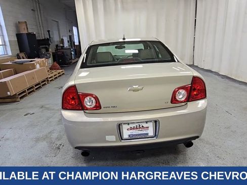 Used 2009 Chevrolet Malibu LT w/ HFV6 Engine Package image 10