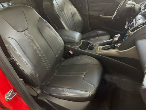 Used 2012 Ford Focus SEL FWD image 17