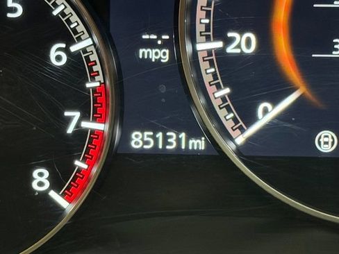 Used 2021 MAZDA MAZDA3 s FWD image 9