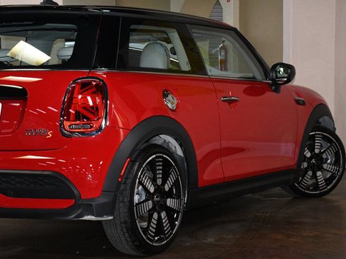 Used 2023 MINI Cooper S FWD image 56