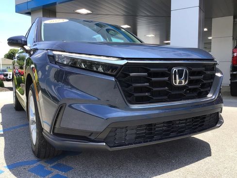 Used 2024 Honda CR-V LX image 42