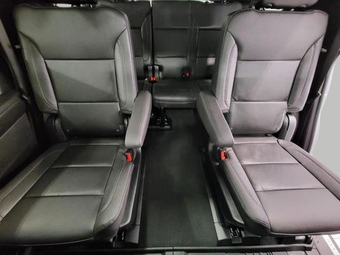 Used 2025 Chevrolet Tahoe Z71 w/ Z71 Off-Road Package image 23