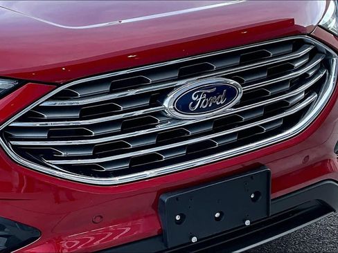 Used 2024 Ford Edge Titanium image 30