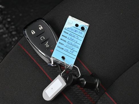 Used 2023 Chevrolet Equinox RS image 18