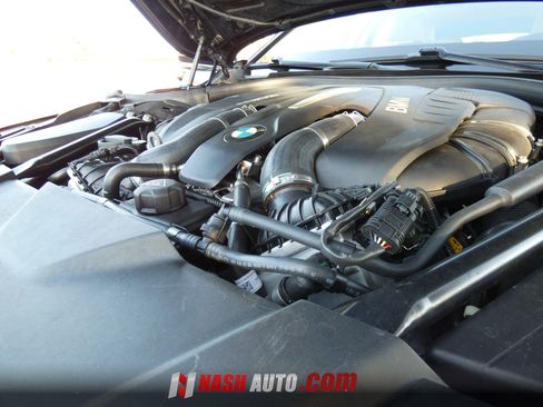 Used 2016 BMW 750i xDrive AWD/4WD image 95