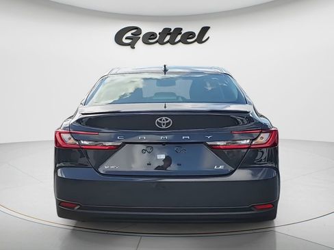 Used 2025 Toyota Camry LE w/ Convenience Package image 4
