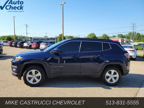 Used 2018 Jeep Compass Latitude w/ Popular Equipment Group AWD/4WD image 2