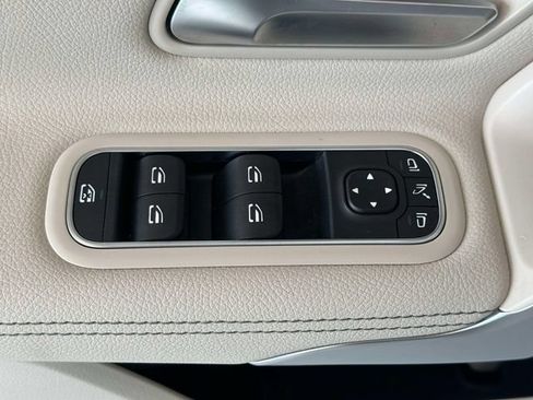 Certified 2023 Mercedes-Benz CLA 250 4MATIC image 18