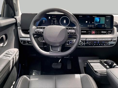 Certified 2025 Hyundai Ioniq 5 Limited AWD/4WD image 5