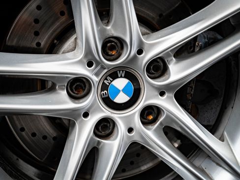 Used 2007 BMW M Roadster image 9