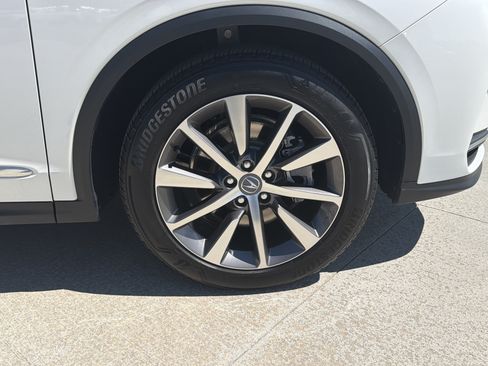 Certified 2025 Acura MDX w/ Technology Package AWD/4WD image 13