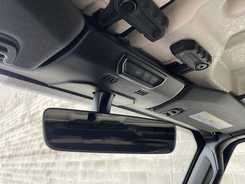 Used 2019 Jeep Wrangler Unlimited Sahara w/ Uconnect 4C Nav & Sound Group image 15