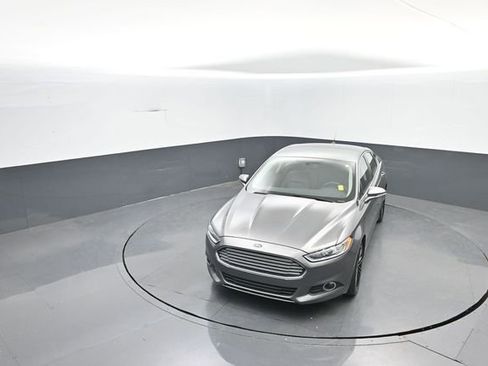 Used 2014 Ford Fusion SE w/ Equipment Group 202A image 21