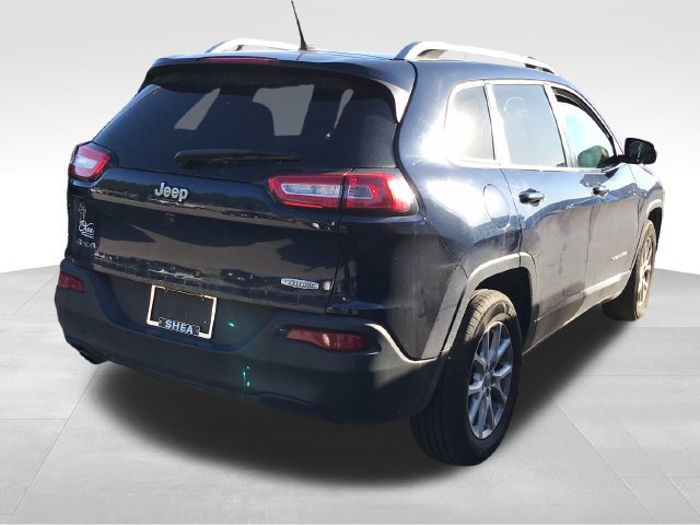 Used 2015 Jeep Cherokee Latitude w/ Cold Weather Group AWD/4WD image 2