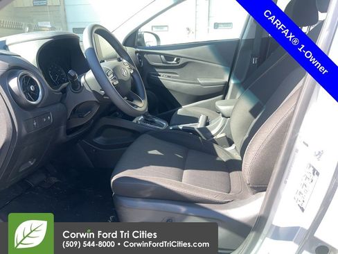 Used 2023 Hyundai Kona SEL image 4