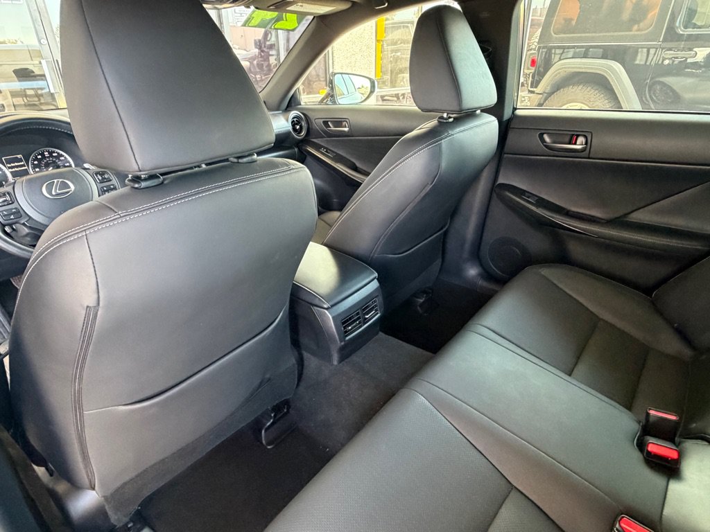 Used 2024 Lexus IS 300 w/ Premium Package RWD image 25