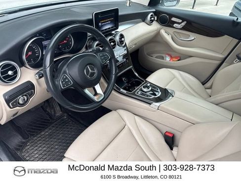 Used 2017 Mercedes-Benz GLC 300 4MATIC image 5