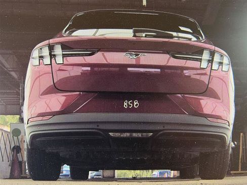 Certified 2025 Ford Mustang Mach-E Premium AWD/4WD image 5