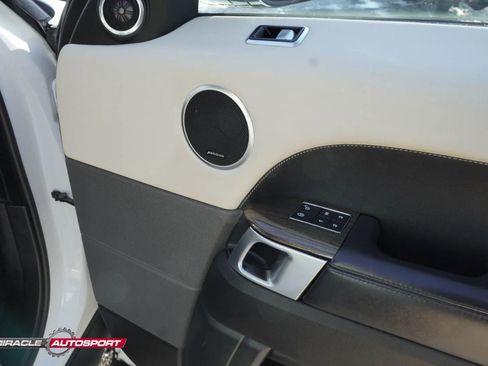 Used 2020 Land Rover Range Rover Sport HSE image 30