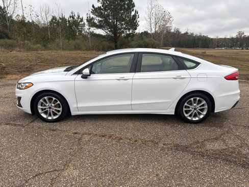 Used 2020 Ford Fusion SE image 5