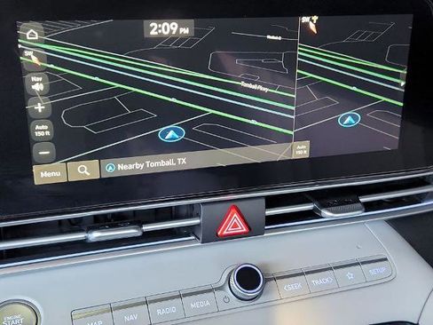 Used 2025 Hyundai Elantra Limited image 21