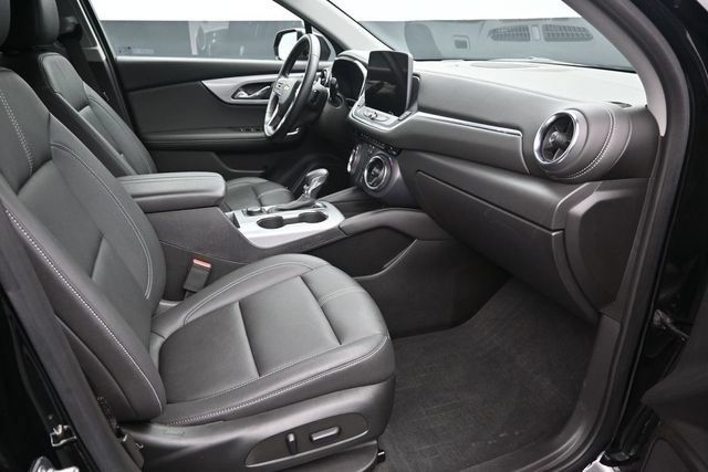 Used 2023 Chevrolet Blazer LT w/ Midnight/Sport Edition AWD/4WD image 19