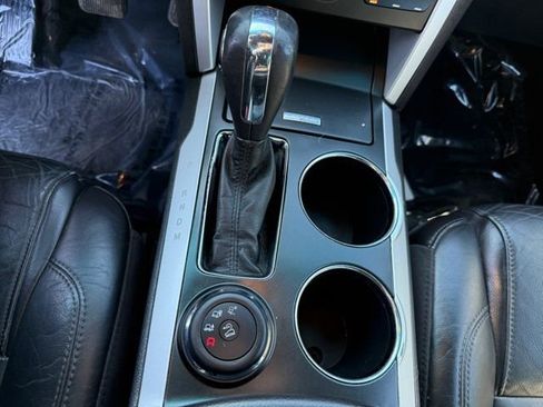 Used 2013 Ford Explorer XLT image 19