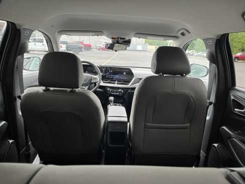 New 2026 Chevrolet Trax ACTIV w/ Driver Confidence Package FWD image 33