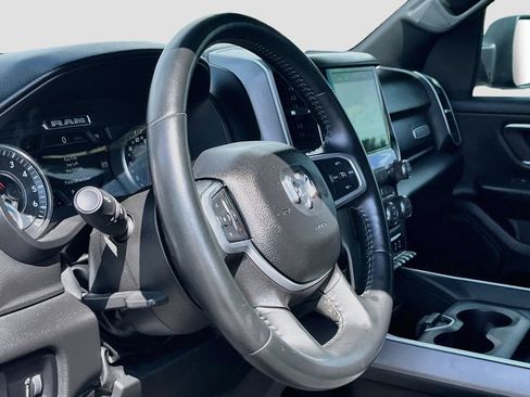 Used 2022 RAM 1500 Big Horn AWD/4WD image 9
