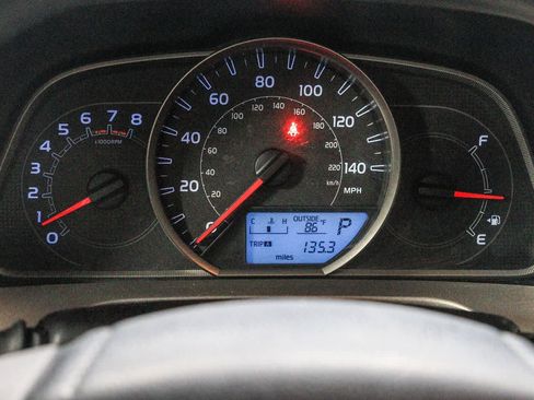 Used 2014 Toyota RAV4 LE FWD image 24