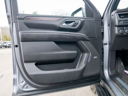 Used 2021 Chevrolet Tahoe LT w/ LT Signature Package image 20