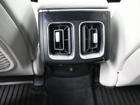 Certified 2025 Kia Sorento S w/ Panoramic Sunroof Package FWD image 33