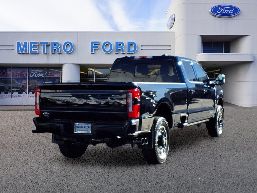 Certified 2025 Ford F350 Platinum AWD/4WD image 3