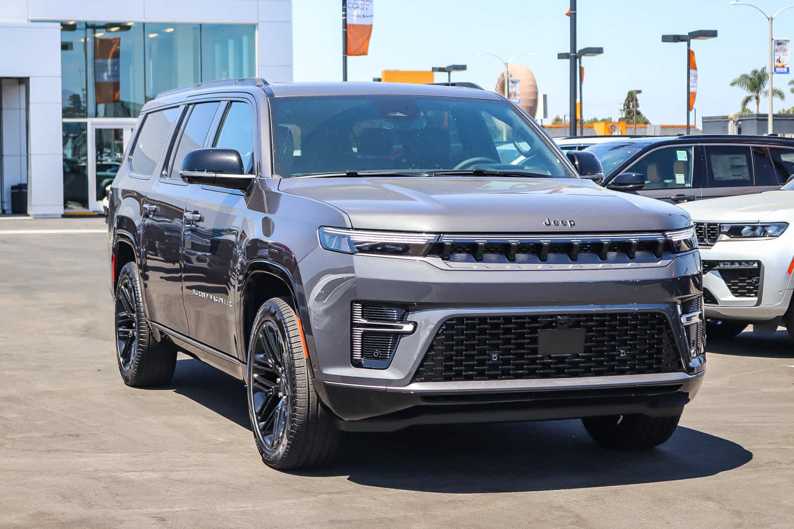 New 2026 Jeep Grand Wagoneer L Limited AWD/4WD image 3