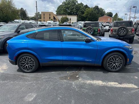 New 2025 Ford Mustang Mach-E Premium image 4