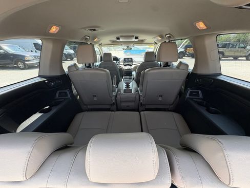 Used 2019 Honda Odyssey EX-L image 14