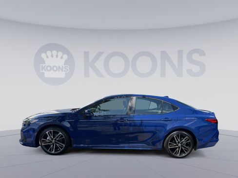 Used 2025 Toyota Camry XSE FWD image 2