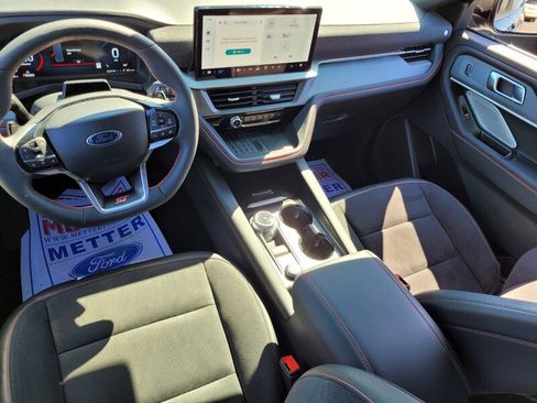 New 2025 Ford Explorer ST image 31