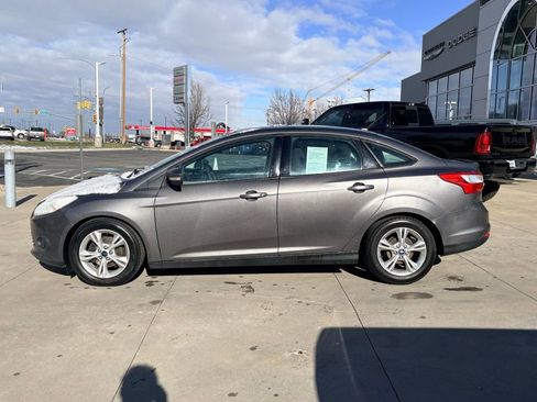 Used 2014 Ford Focus SE w/ SE Winter Package image 11