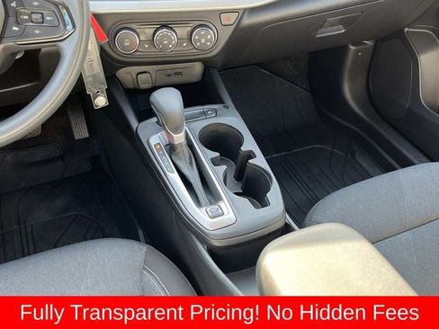 Used 2026 Chevrolet Trax LS w/ LS Convenience Package FWD image 14