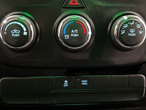 Used 2016 RAM 1500 Big Horn image 44