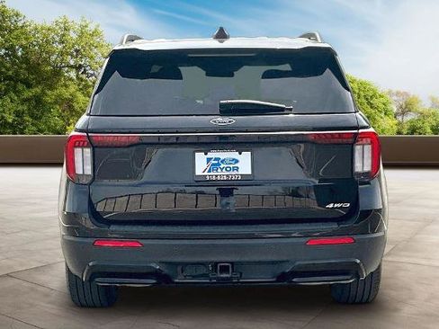 Certified 2025 Ford Explorer ST-Line w/ ST-Line Street Pack AWD/4WD image 2